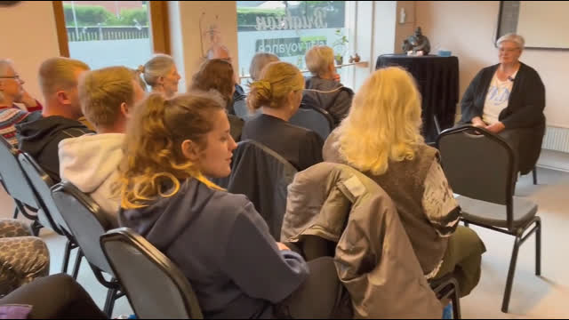 Foredrag om afdødekontakt hos Dorte Brighton