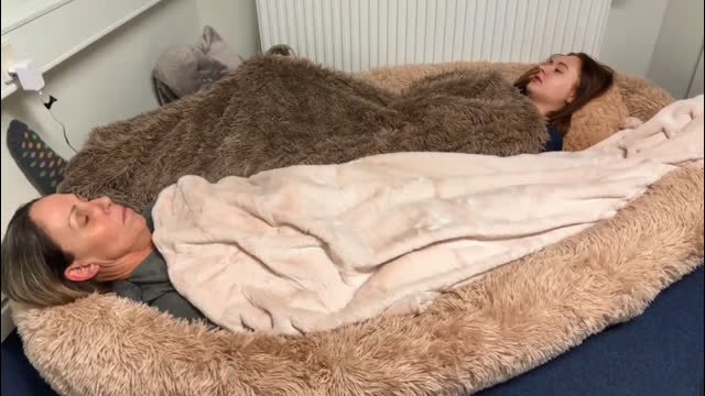 Heidi Ranthe & Kiki Gudz, Hypnoterapi Sydhavsøerne