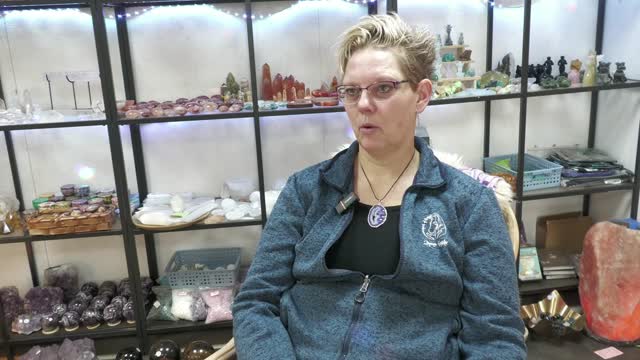 Rikke Thomsen Pilemand, Indehaver af Ariayh Krystaller