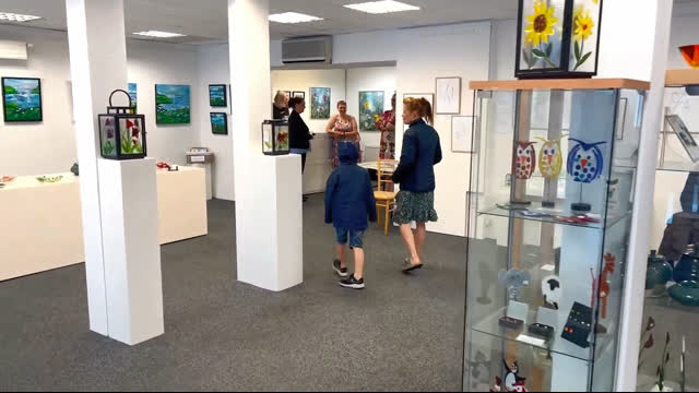 Galleri Lolland, Den Lokale Kunst